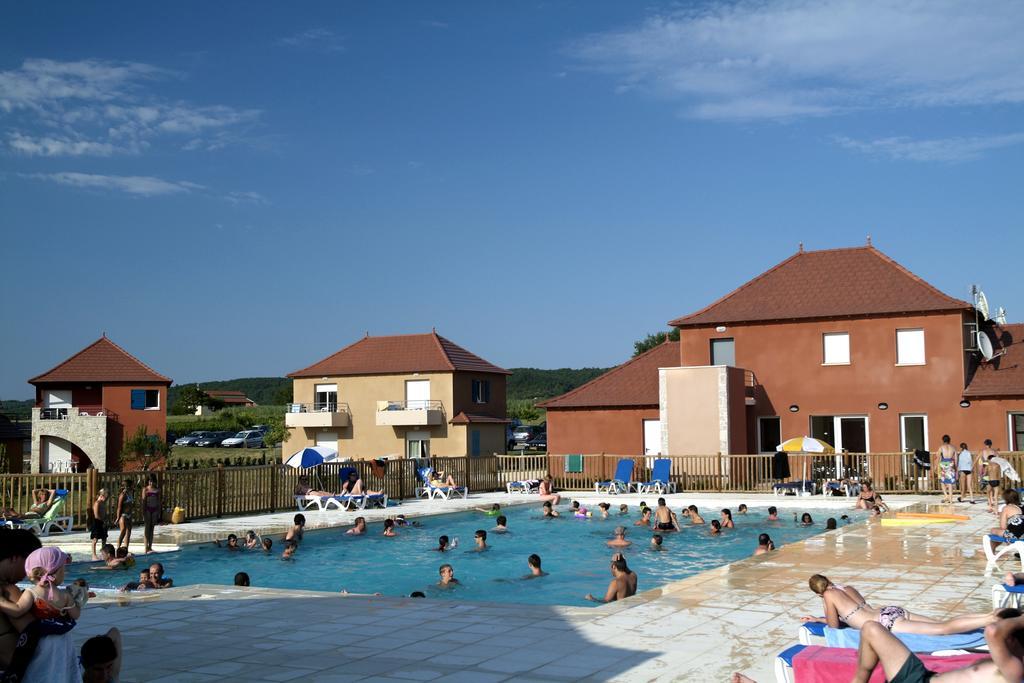 Отель Terres De France - Domaine De Claire Rive Prayssac Экстерьер фото