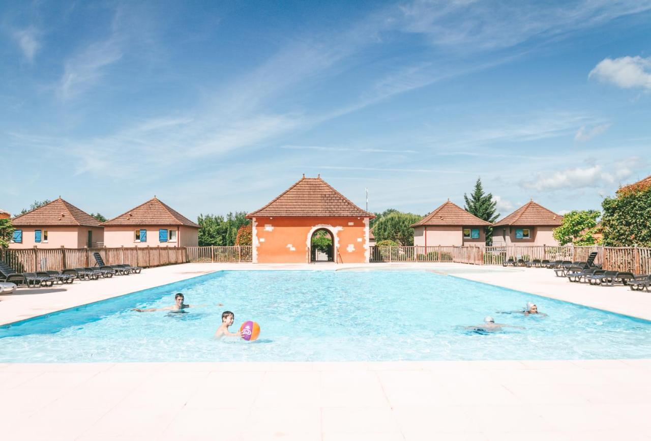 Отель Terres De France - Domaine De Claire Rive Prayssac Экстерьер фото